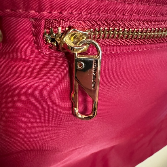 TRAVELON RED WINE CROSSBODY PURSE BAG WITH GOLD HARDWARE. - Picture 5 of 10